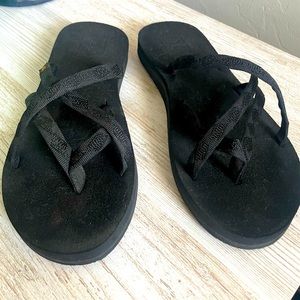 Teva Olawahu Strappy sandals